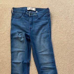 Hollister medium wash jegging